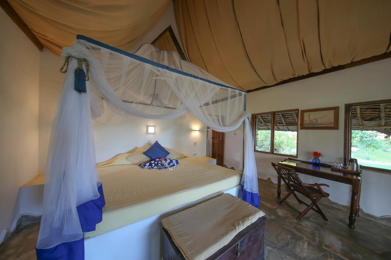Kinasi Lodge Utende Dış mekan fotoğraf
