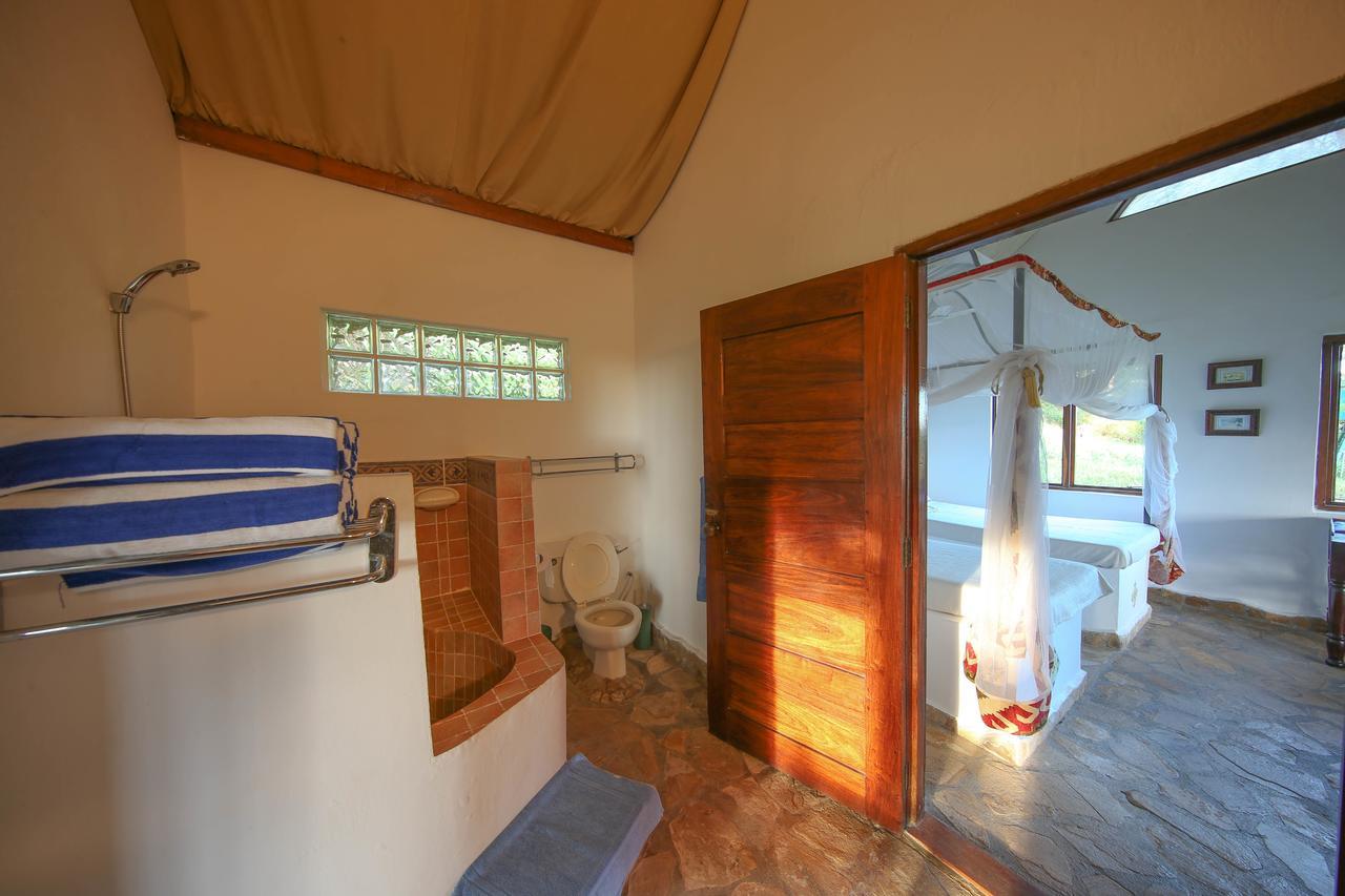 Kinasi Lodge Utende Dış mekan fotoğraf