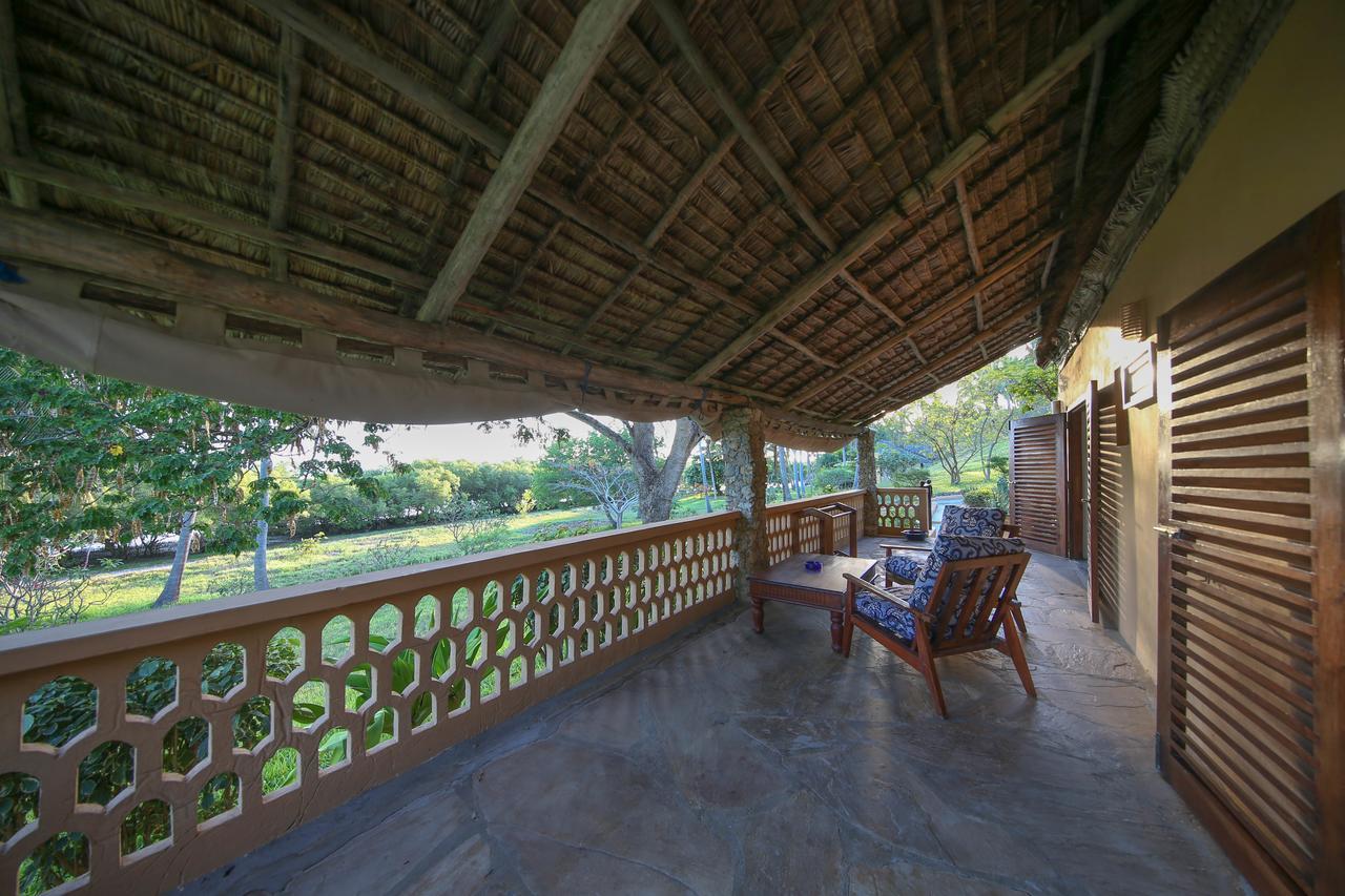Kinasi Lodge Utende Dış mekan fotoğraf