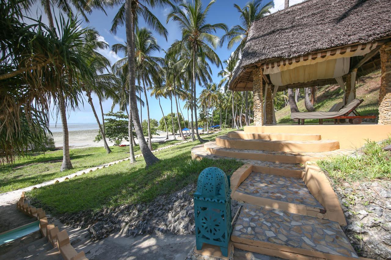 Kinasi Lodge Utende Dış mekan fotoğraf