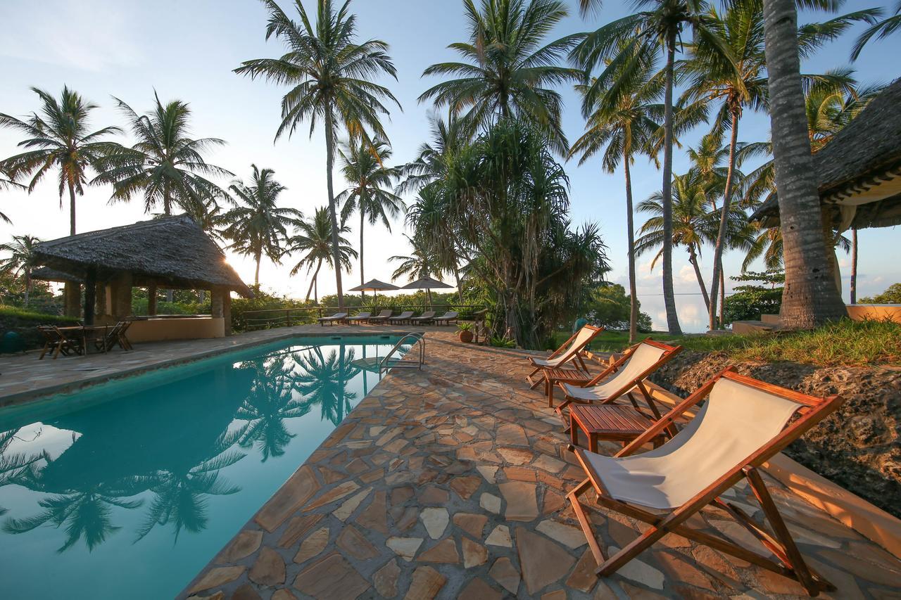Kinasi Lodge Utende Dış mekan fotoğraf