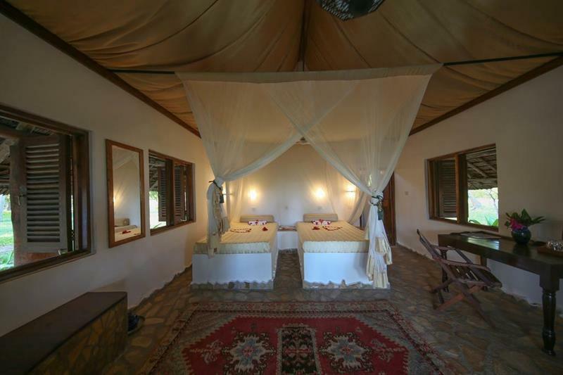 Kinasi Lodge Utende Dış mekan fotoğraf